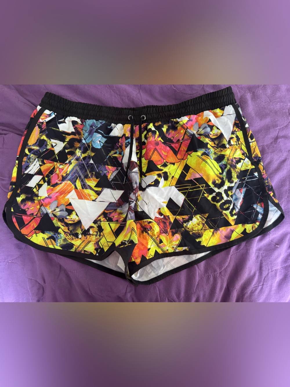 Everlast Black Multicolor Geometric Print Athletic Shorts